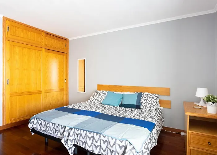 Home2book Seafront *