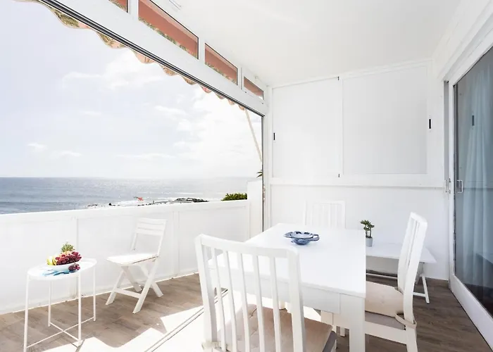 Апартаменты Home2book Seafront