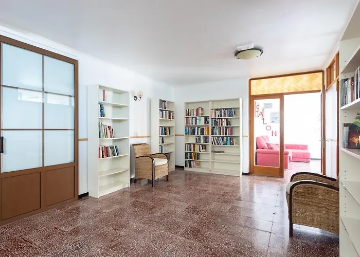 Home2book Seafront *